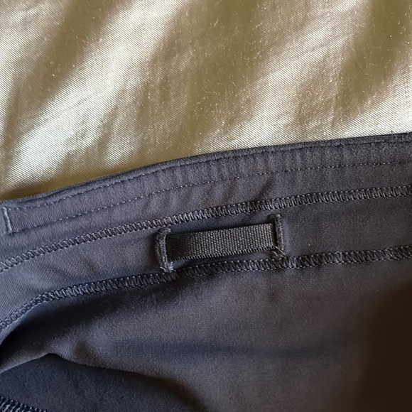 LULULEMON SHORTS - Picture 4 of 4
